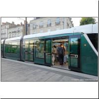 2025-07-24 T1 Gare Nord Türen 01.jpg